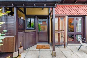 Photo 23- click for photo gallery